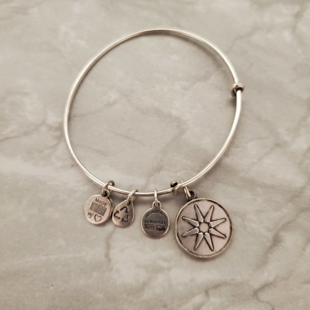 ✨ Alex And Ani Star Of Venus Silver Expandable Charm Bracelet ✨